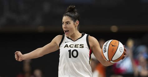 Wilson scores 27 with 10 boards, Parker hits 2 late FTs as Aces beat Fever, improve to 6-0